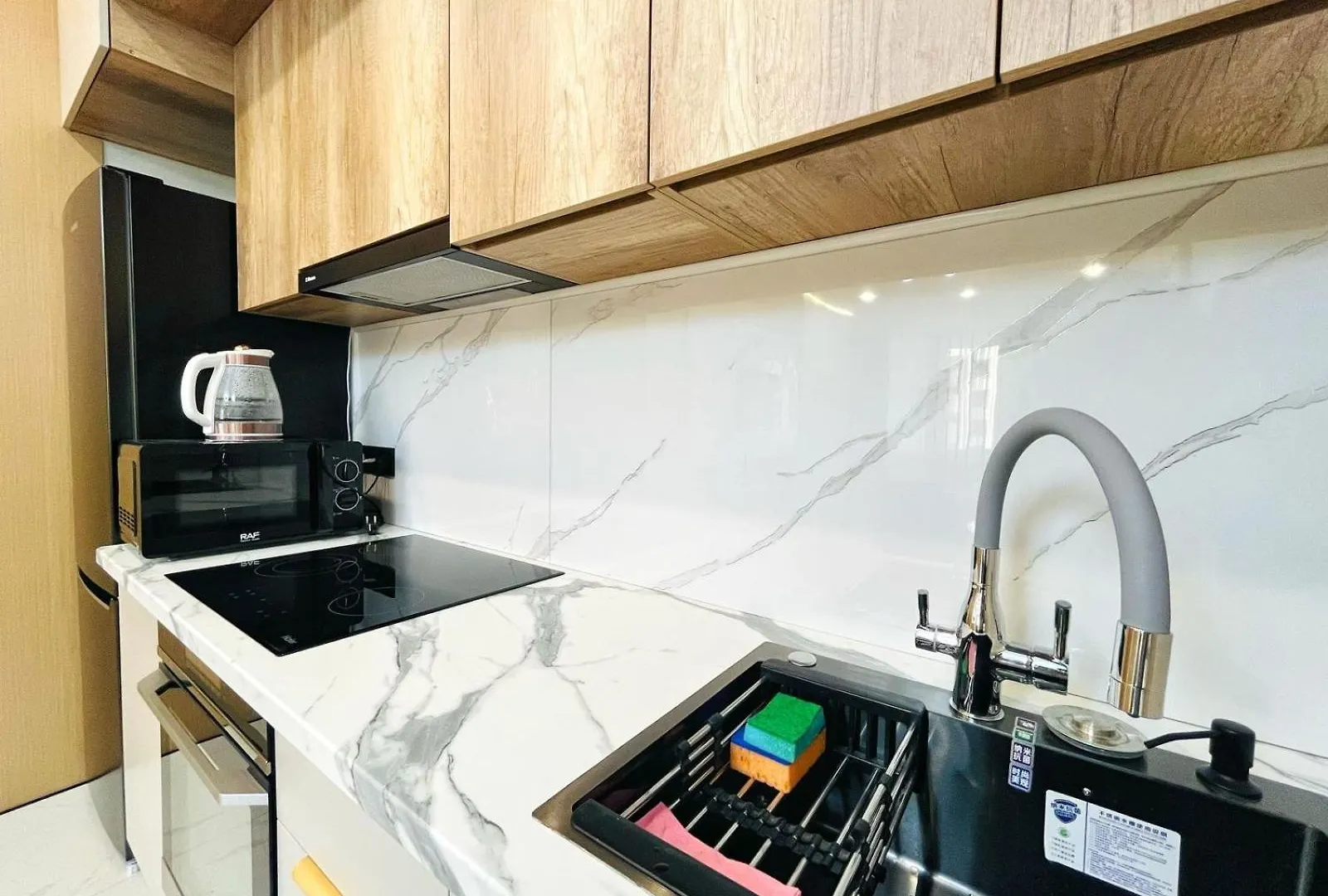 Auezov City 1-Room Apartments Almaty
