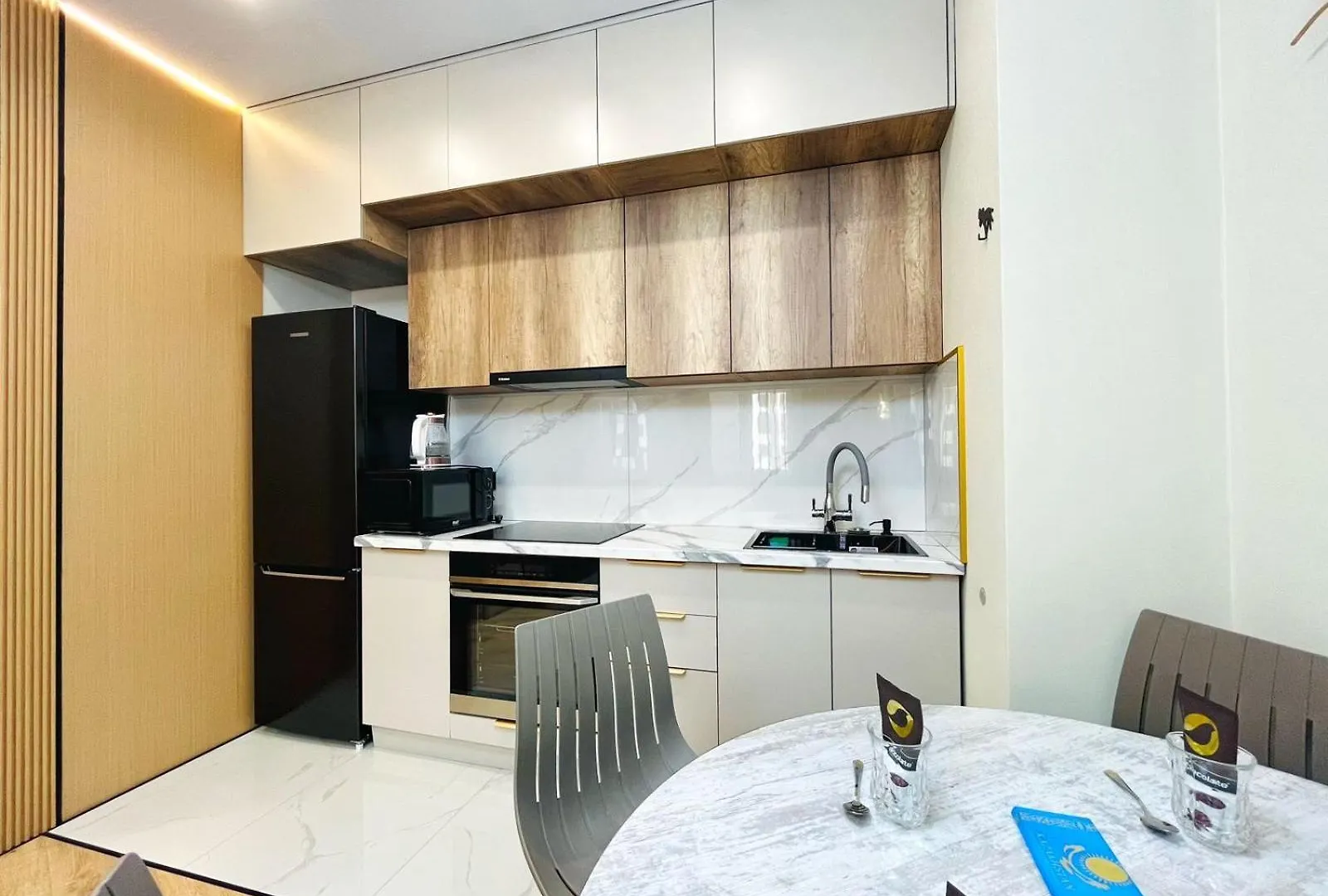 Auezov City 1-Room Apartments Almaty